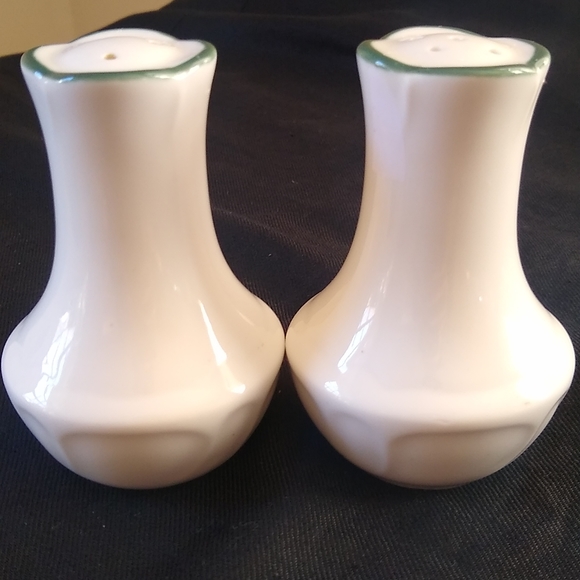 Epoch Market Day Service Set - Picture 7 of 10